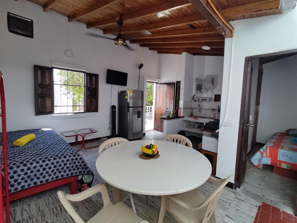 Cabana 52 En La Aldea Doradal Santorini Colombiano Bagian luar foto